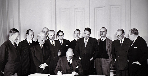 On 22 October 1951, in London, the Deputy Permanent Representatives of the North Atlantic Council sign the Protocol to the North Atlantic Treaty on the Accession of Greece and Turkey.